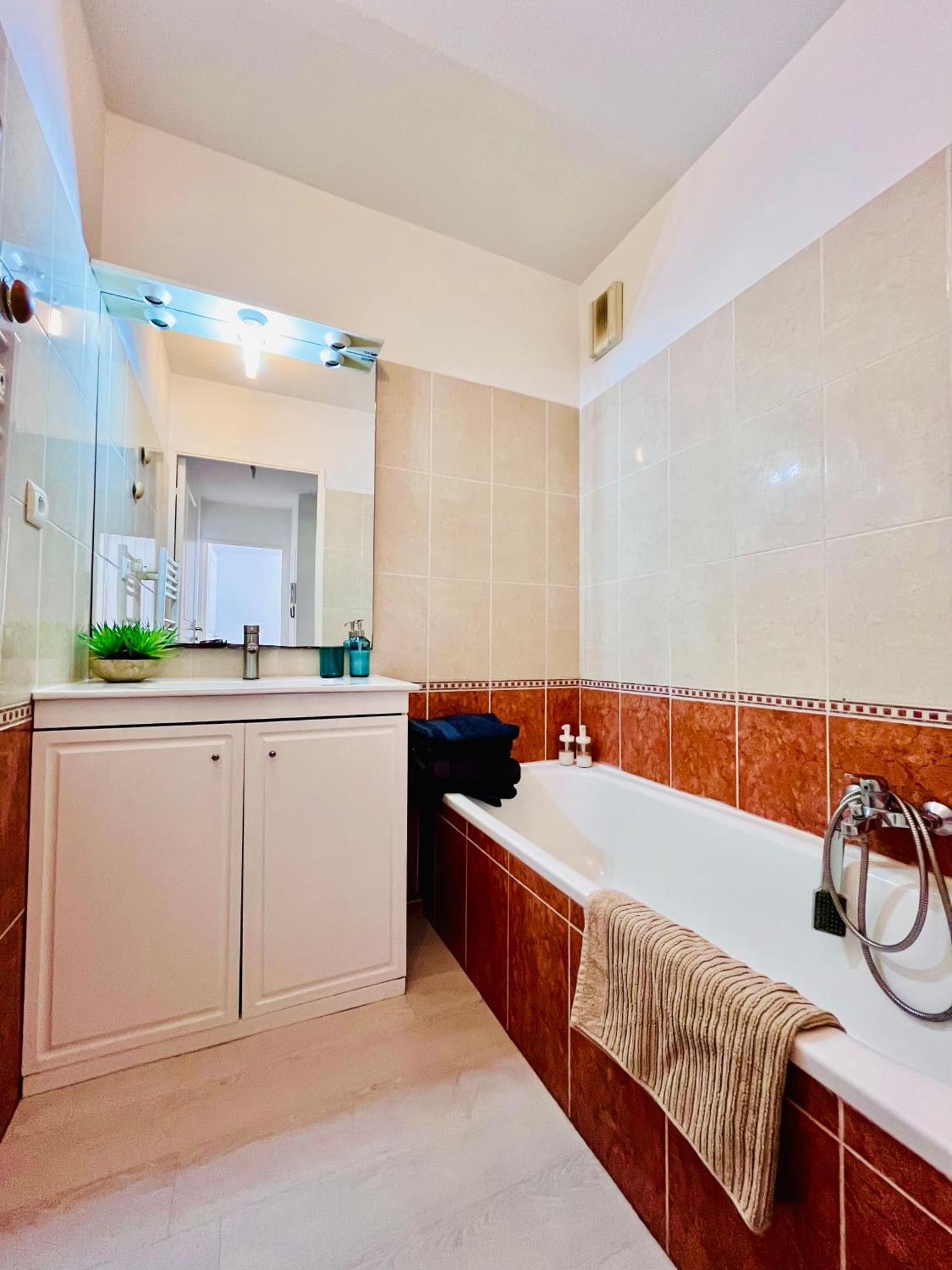 Magnificent Renovated Apartment, 2 Rooms Of 45 M2, Close Tothe Sea, Top Floor, Terrace Nice Eksteriør bilde
